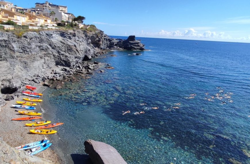 Excursión en Kayak con Snorkel por Cabo de Palos