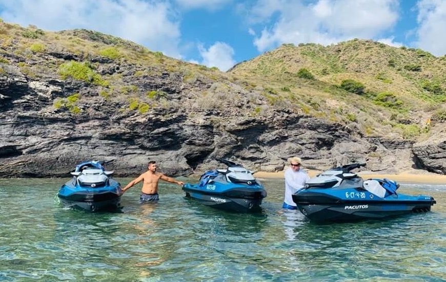 Excursión Guiada en Moto de Agua por el Mediterráneo con baño